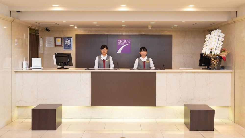 Chisun Grand Takamatsu Hotell Exteriör bild