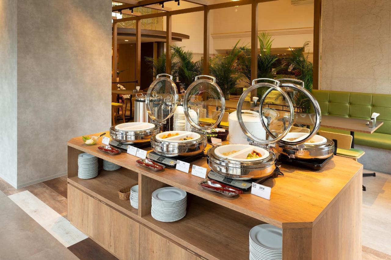 Chisun Grand Takamatsu Hotell Exteriör bild