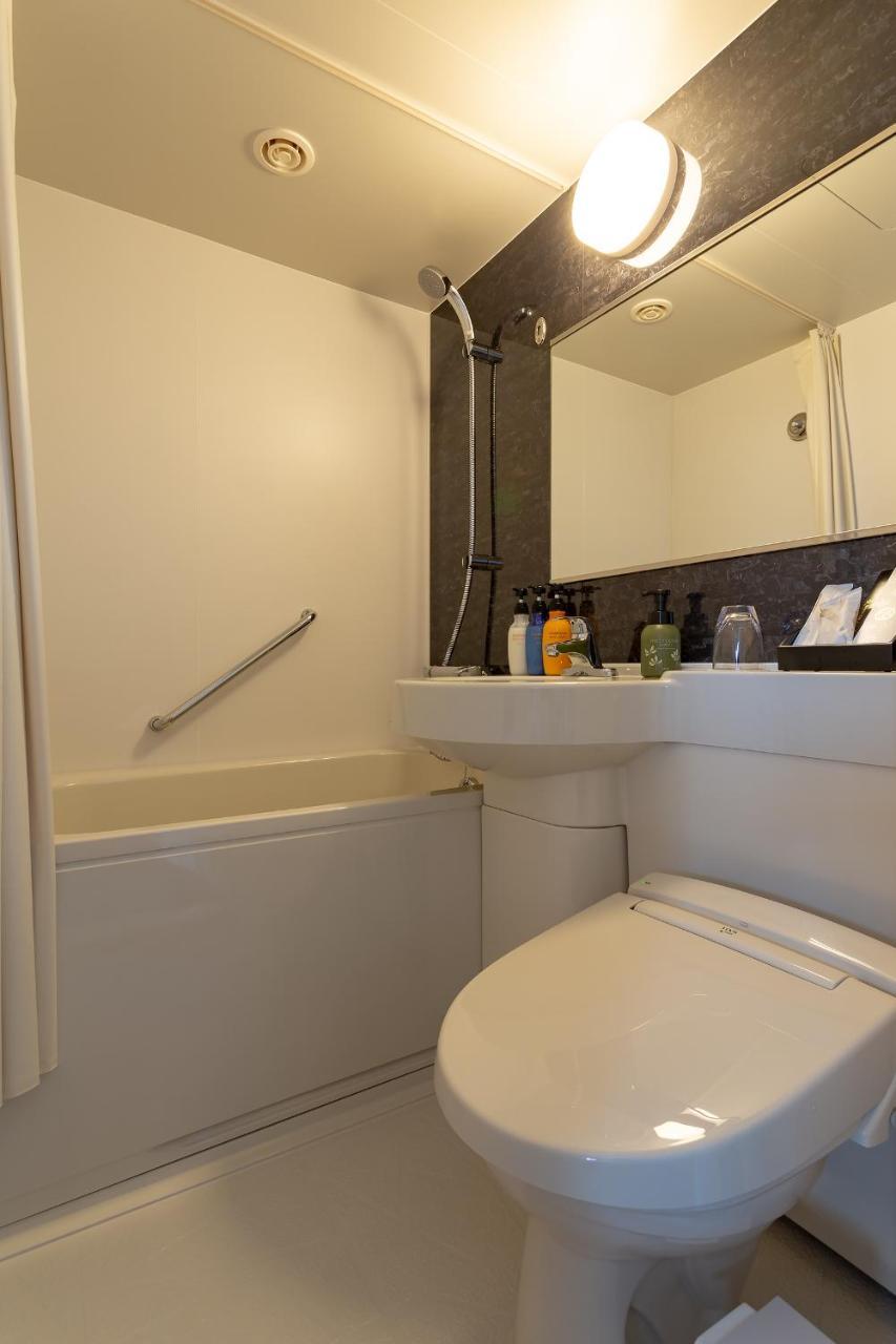 Chisun Grand Takamatsu Hotell Exteriör bild