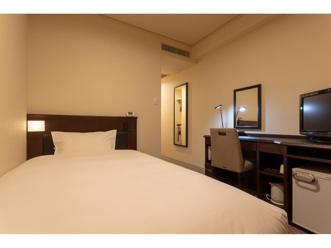 Chisun Grand Takamatsu Hotell Exteriör bild
